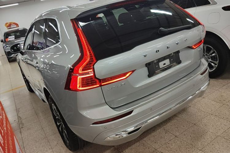 Used Volvo XC60 2024 B5 4x4 Smart Luxury Edition Rear Left 45 Deg
