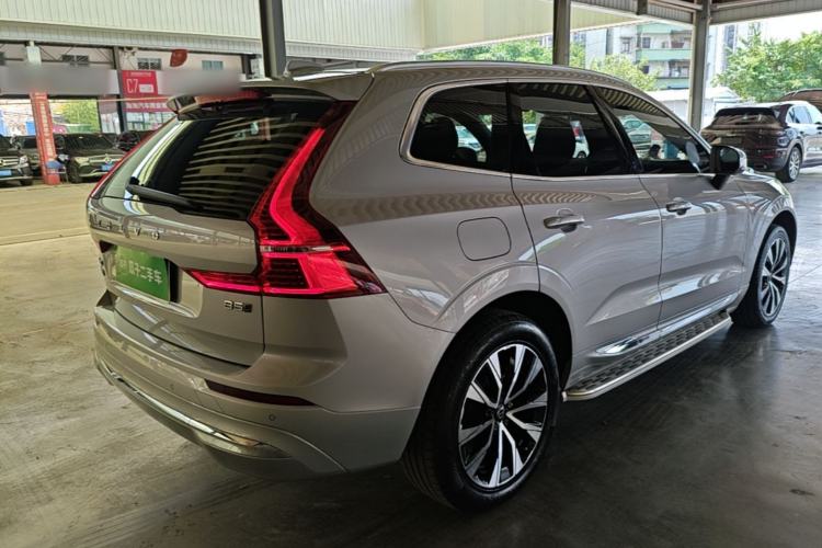 Used Volvo XC60 2024 B5 4x4 Smart Luxury Edition Rear Right 45 Deg