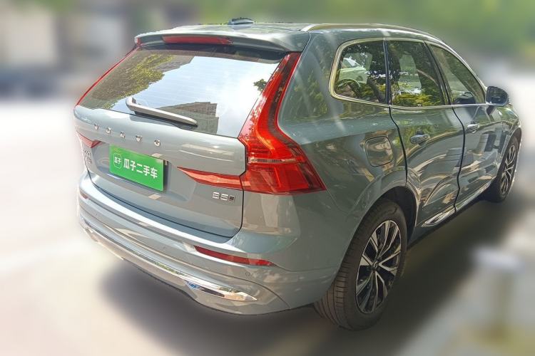 Used Volvo XC60 2024 B5 4x4 Smart Luxury Edition Rear Right 45 Deg