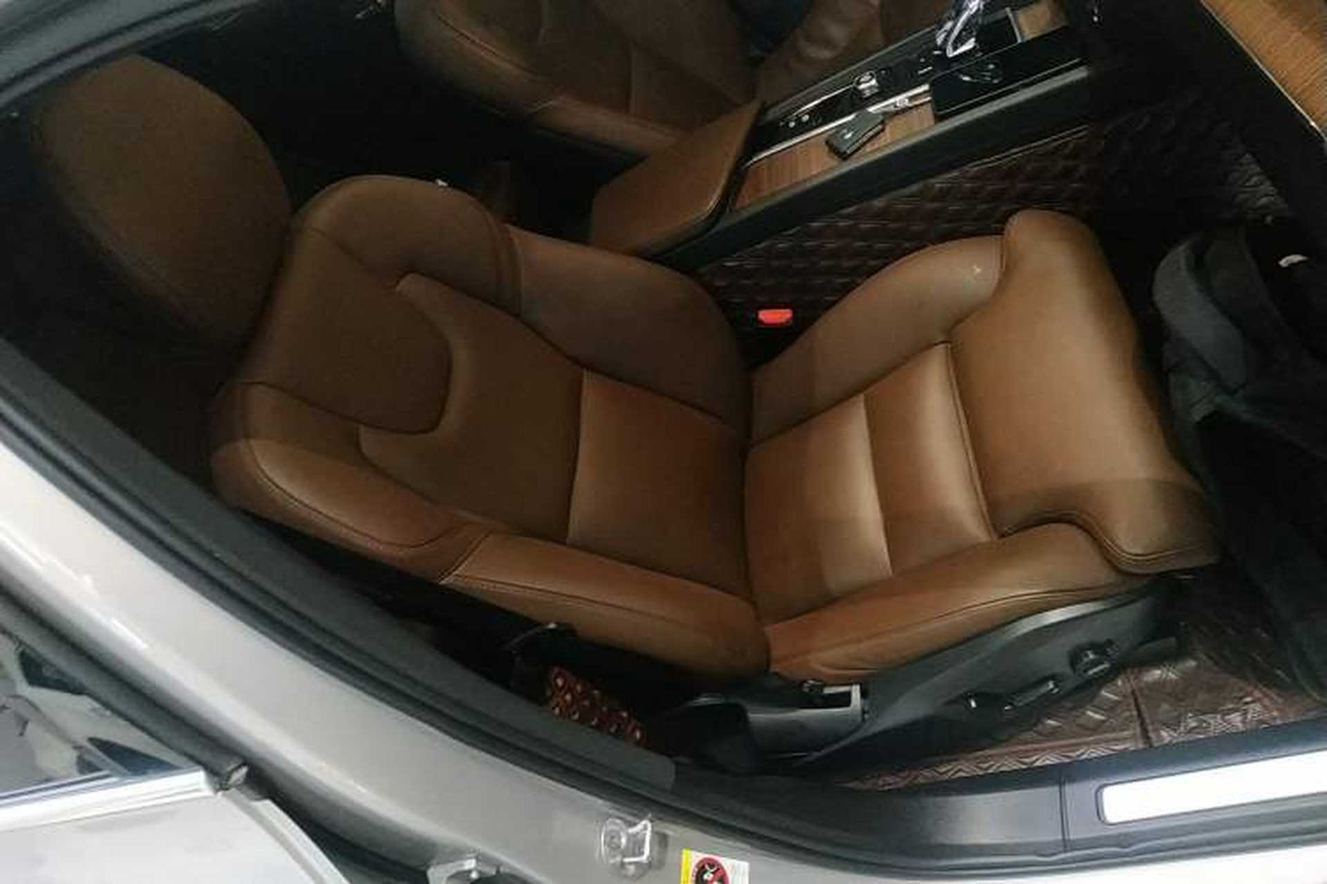 Used Volvo XC60 2024 B5 4x4 Smart Luxury Edition Right Front Seat