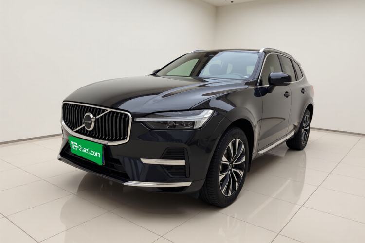 Volvo XC60 2024 B5 4x4 Smart Luxury Edition - Smart Touring