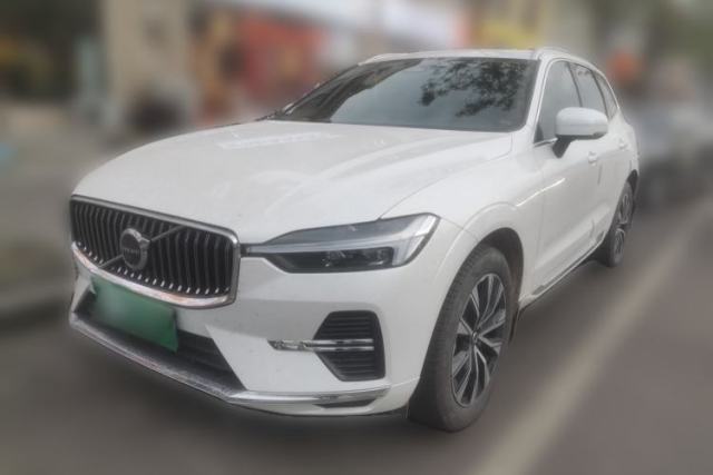 Used Volvo XC60 2024 B5 4x4 Smart Luxury Edition