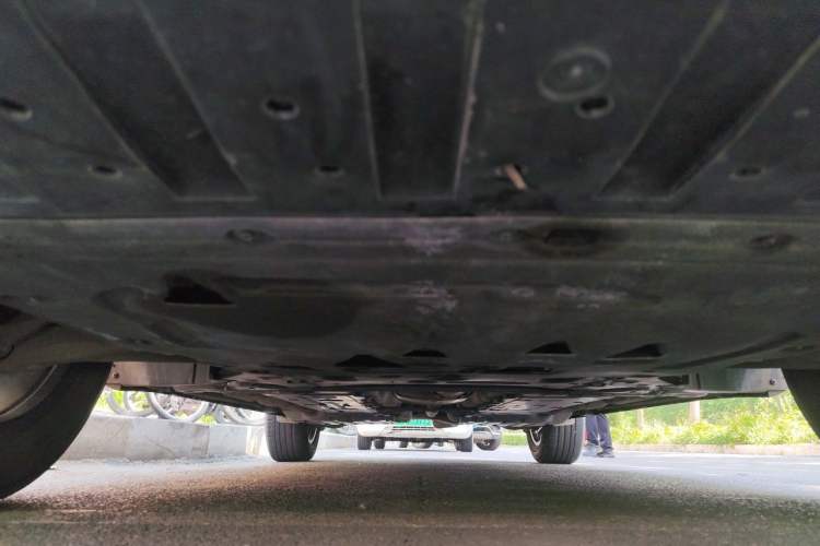 Used Volvo XC60 2024 B5 4x4 Smart Luxury Edition Chassis Front