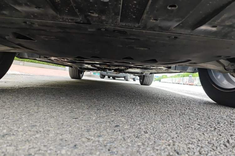 Used Volvo XC60 2024 B5 4x4 Smart Luxury Edition Chassis Front