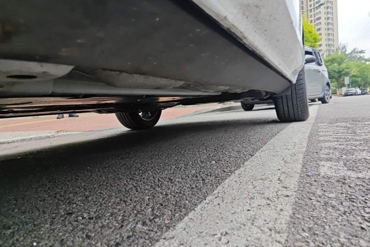 Used Volvo XC60 2024 B5 4x4 Smart Luxury Edition Chassis Front Left