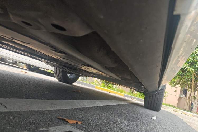 Used Volvo XC60 2024 B5 4x4 Smart Luxury Edition Chassis Front Left