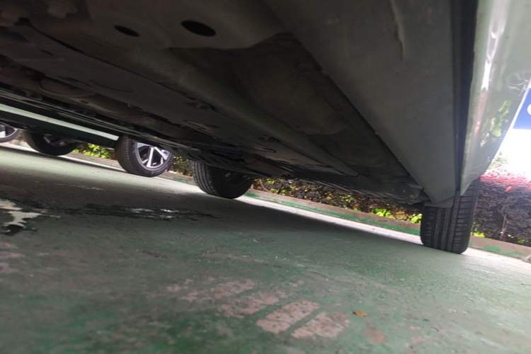 Used Volvo XC60 2024 B5 4x4 Smart Luxury Edition Chassis Front Left