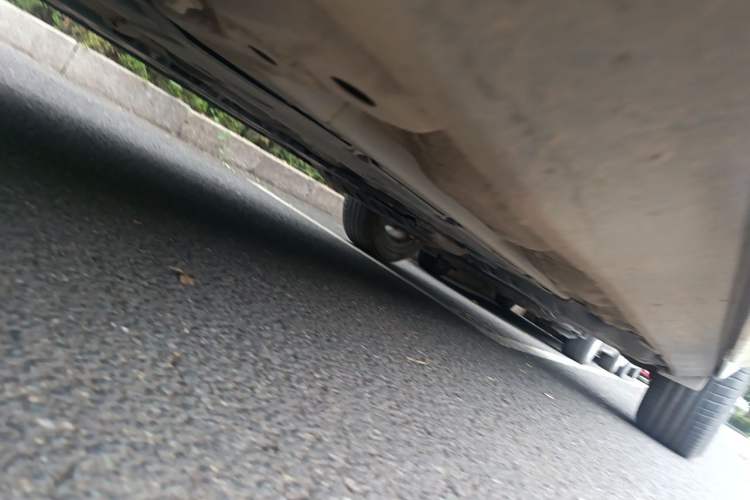 Used Volvo XC60 2024 B5 4x4 Smart Luxury Edition Chassis Front Left