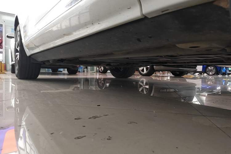 Used Volvo XC60 2024 B5 4x4 Smart Luxury Edition Chassis Front Right