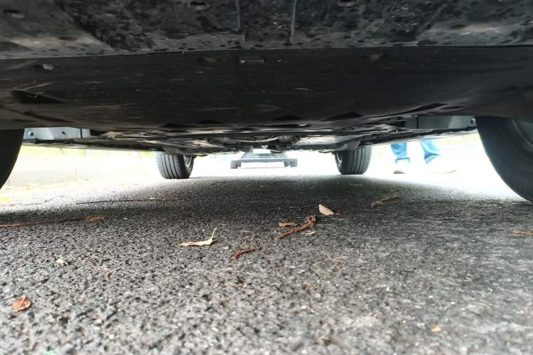 Used Volvo XC60 2024 B5 4x4 Smart Luxury Edition Chassis Front