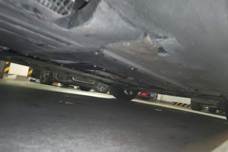 Used Volvo XC60 2024 B5 4x4 Smart Luxury Edition Chassis Rear Right