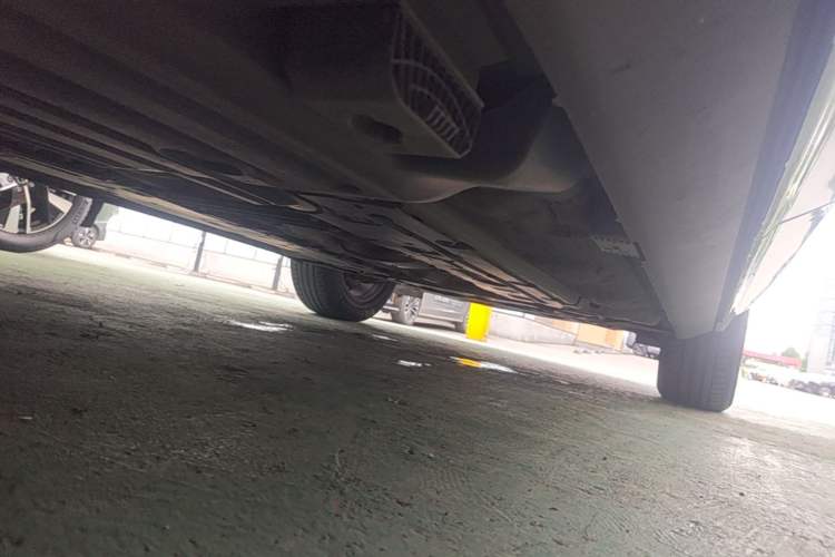 Used Volvo XC60 2024 B5 4x4 Smart Luxury Edition Chassis Rear Right