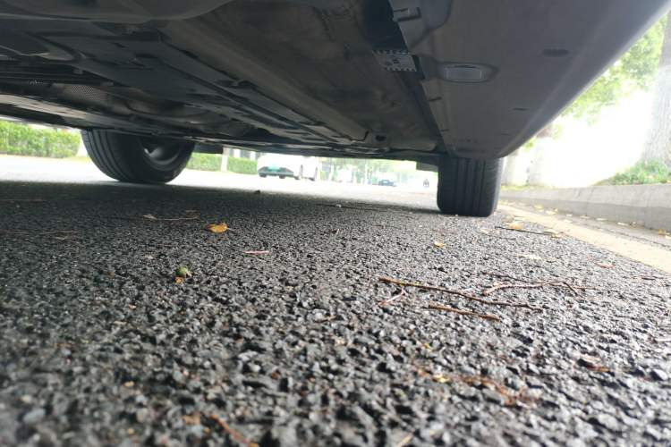 Used Volvo XC60 2024 B5 4x4 Smart Luxury Edition Chassis Rear Right