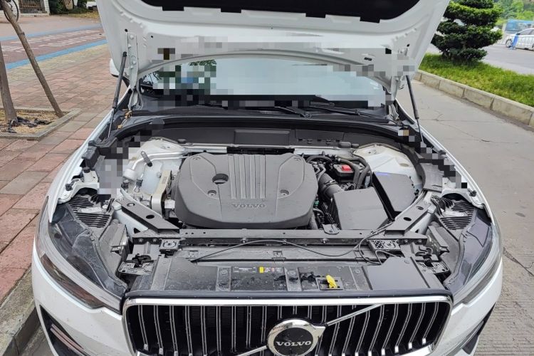 Used Volvo XC60 2024 B5 4x4 Smart Luxury Edition Engine Bay