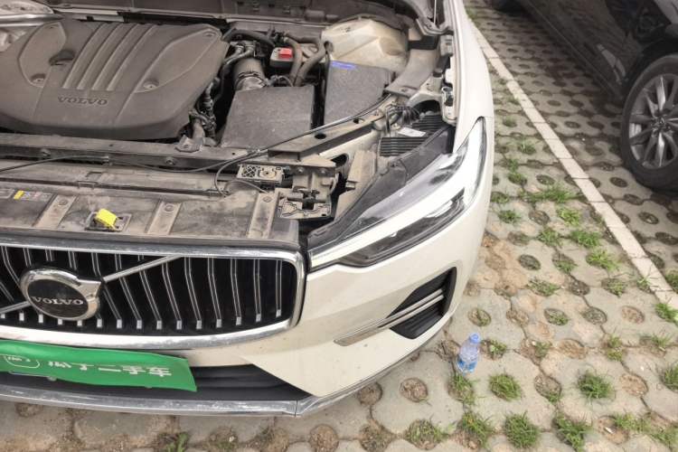 Used Volvo XC60 2024 B5 4x4 Smart Luxury Edition Engine Bay Left