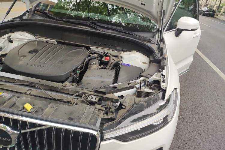 Used Volvo XC60 2024 B5 4x4 Smart Luxury Edition Engine Bay Left
