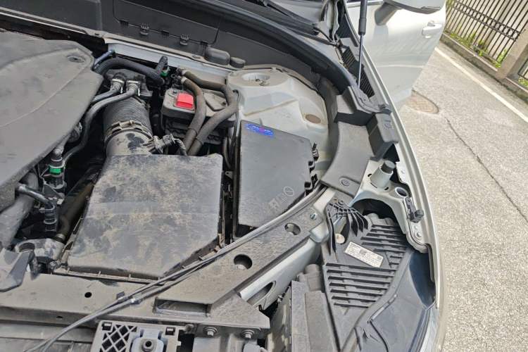 Used Volvo XC60 2024 B5 4x4 Smart Luxury Edition Engine Bay Left