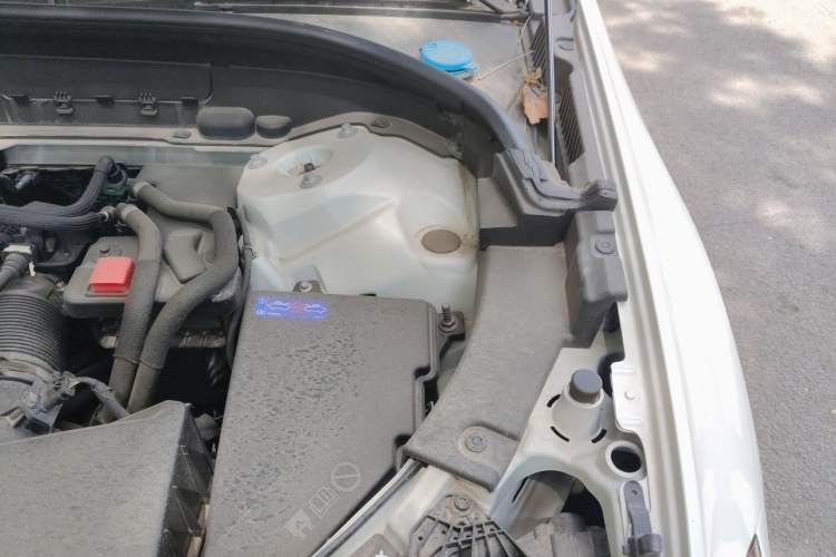 Used Volvo XC60 2024 B5 4x4 Smart Luxury Edition Engine Bay Left