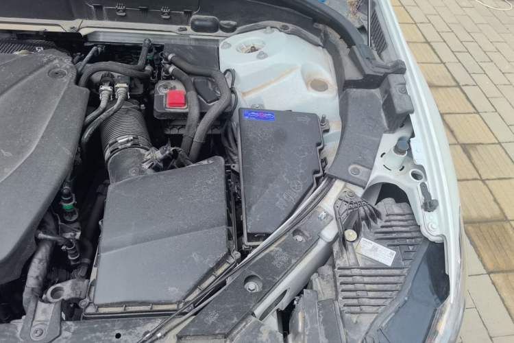 Used Volvo XC60 2024 B5 4x4 Smart Luxury Edition Engine Bay Left
