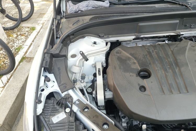 Used Volvo XC60 2024 B5 4x4 Smart Luxury Edition Engine Bay Right