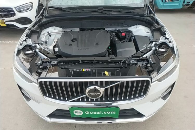 Used Volvo XC60 2024 B5 4x4 Smart Luxury Edition Engine Bay