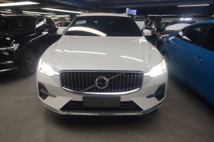 Used Volvo XC60 2024 B5 4x4 Smart Luxury Edition Exterior 1