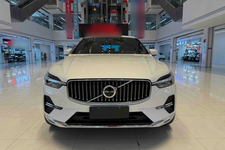 Used Volvo XC60 2024 B5 4x4 Smart Luxury Edition Exterior 1