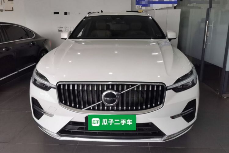 Used Volvo XC60 2024 B5 4x4 Smart Luxury Edition Front