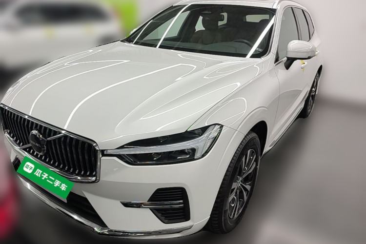 Used Volvo XC60 2024 B5 4x4 Smart Luxury Edition Front