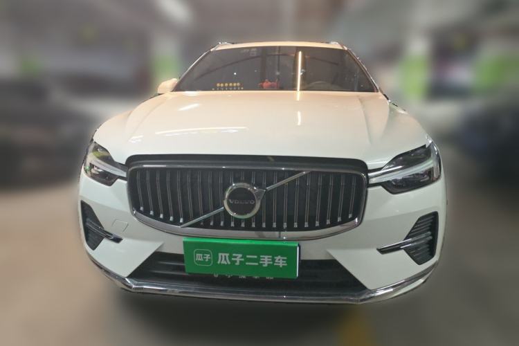 Used Volvo XC60 2024 B5 4x4 Smart Luxury Edition Front