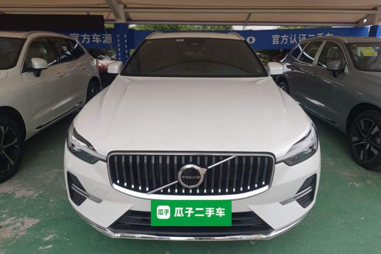 Used Volvo XC60 2024 B5 4x4 Smart Luxury Edition Front