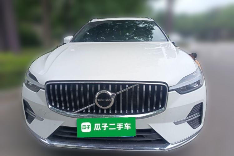 Used Volvo XC60 2024 B5 4x4 Smart Luxury Edition Front