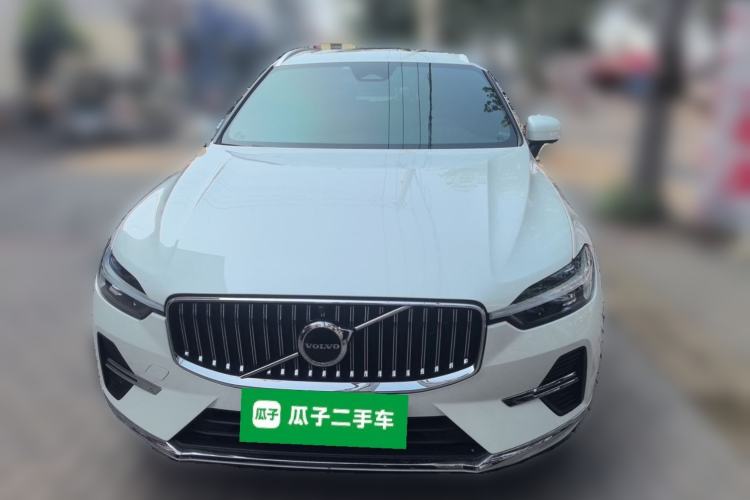 Used Volvo XC60 2024 B5 4x4 Smart Luxury Edition Front