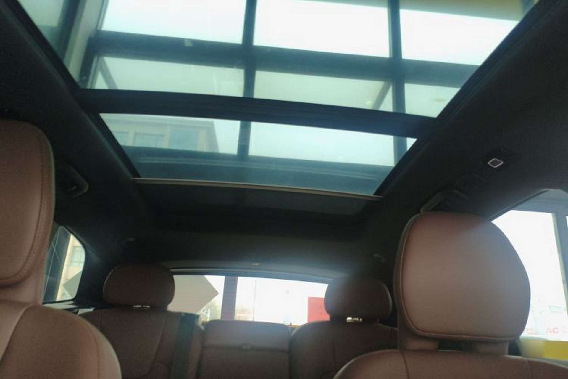 Used Volvo XC60 2024 B5 4x4 Smart Luxury Edition Headliner