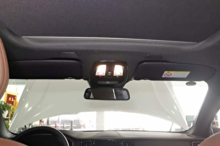 Used Volvo XC60 2024 B5 4x4 Smart Luxury Edition Headliner