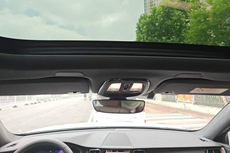 Used Volvo XC60 2024 B5 4x4 Smart Luxury Edition Headliner