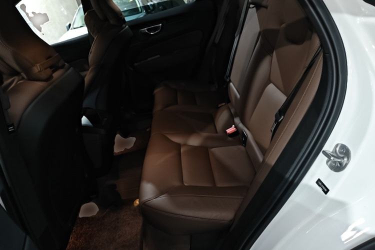 Used Volvo XC60 2024 B5 4x4 Smart Luxury Edition Left Rear Seat