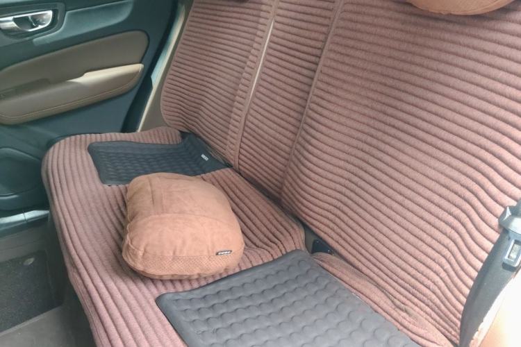 Used Volvo XC60 2024 B5 4x4 Smart Luxury Edition Left Rear Seat