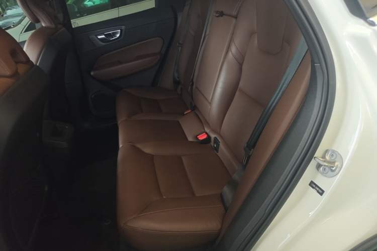 Used Volvo XC60 2024 B5 4x4 Smart Luxury Edition Left Rear Seat
