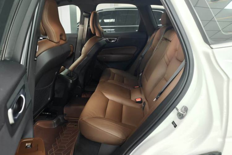 Used Volvo XC60 2024 B5 4x4 Smart Luxury Edition Left Rear Seat