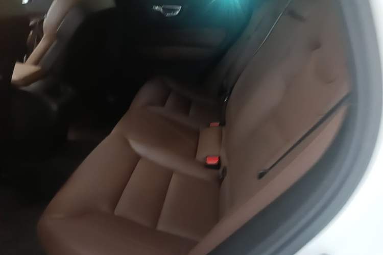 Used Volvo XC60 2024 B5 4x4 Smart Luxury Edition Left Rear Seat