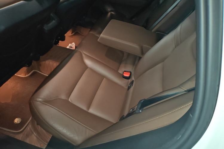 Used Volvo XC60 2024 B5 4x4 Smart Luxury Edition Left Rear Seat