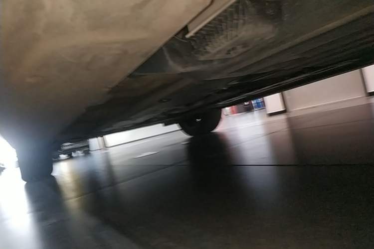 Used Volvo XC60 2024 B5 4x4 Smart & Advanced Sport Edition Left Side Sill