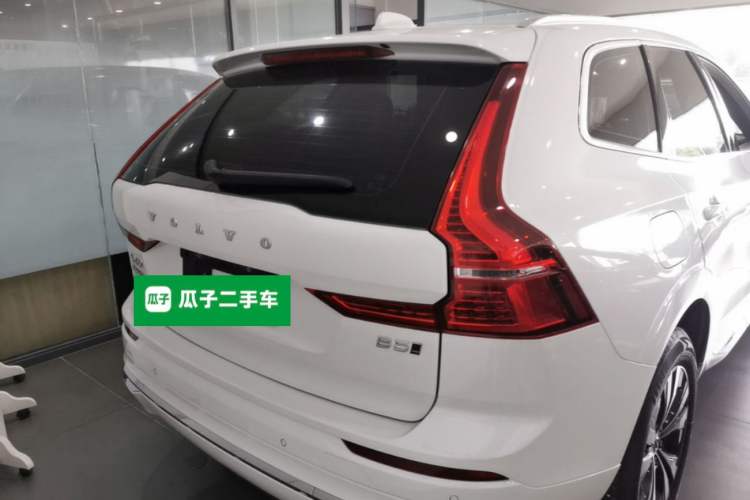 Used Volvo XC60 2024 B5 4x4 Smart Luxury Edition Rear