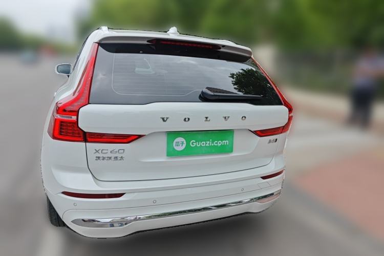 Used Volvo XC60 2024 B5 4x4 Smart Luxury Edition Rear