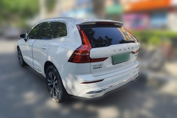 Used Volvo XC60 2024 B5 4x4 Smart Luxury Edition Rear Left 45 Deg