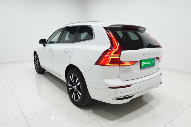 Used Volvo XC60 2024 B5 4x4 Smart Luxury Edition Rear Left 45 Deg