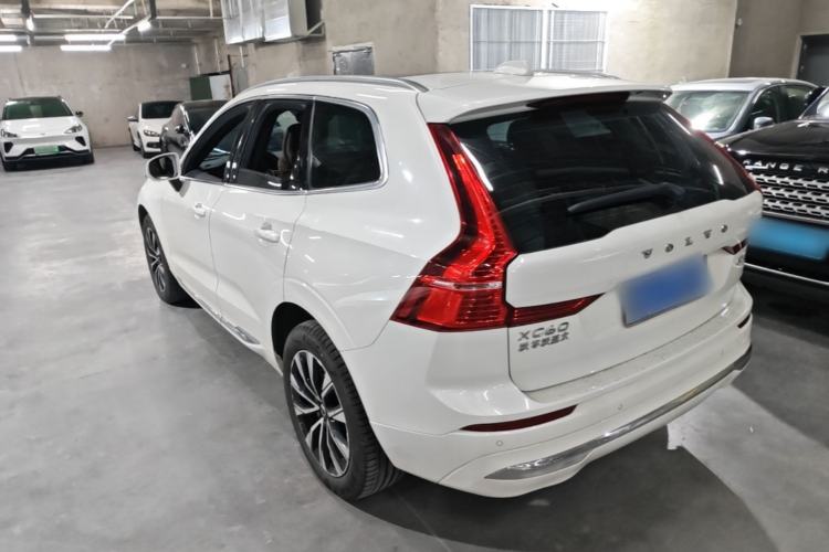 Used Volvo XC60 2024 B5 4x4 Smart Luxury Edition Rear Left 45 Deg