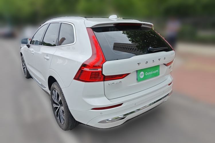 Used Volvo XC60 2024 B5 4x4 Smart Luxury Edition Rear Left 45 Deg