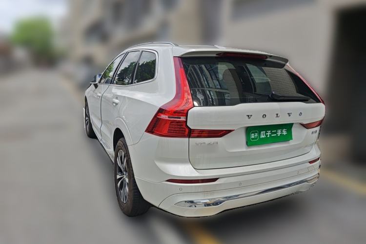 Used Volvo XC60 2024 B5 4x4 Smart Luxury Edition Rear Left 45 Deg